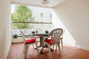 Charming flat with terrace close to the beaches in La Rochelle - Welkeys